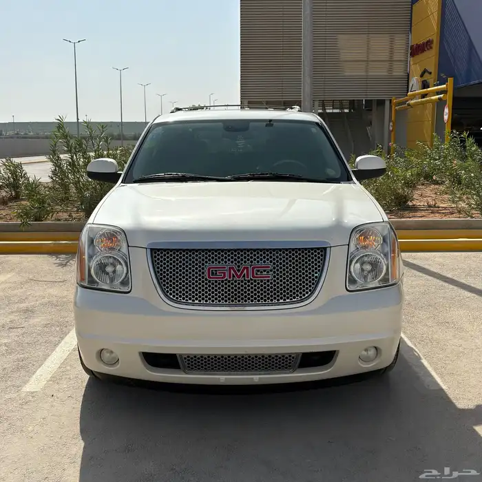 يوكن دينالي موديل ( 2009 ) في قمة النظافة 3