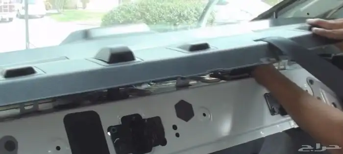 غطاء صندوق خلف التيما 2013-2018 4