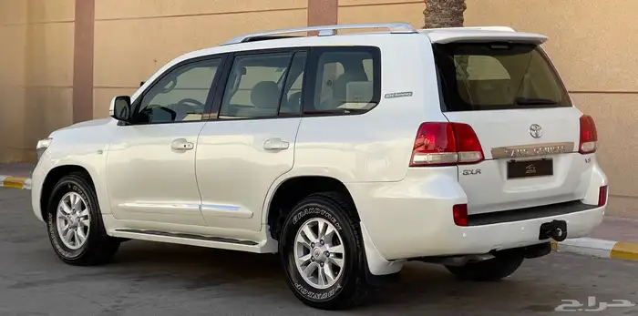 تويوتا- لاند كروزر-2011-GXR-إصدار- 60-عام-V8-قمه النظافه 3