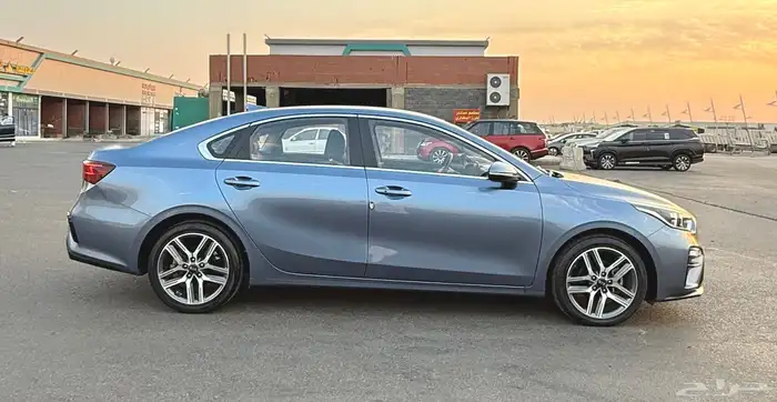 كيا سيراتو 2020 اعلا مواصفات بدون فتحه بحالة الوكاله للبيع 6