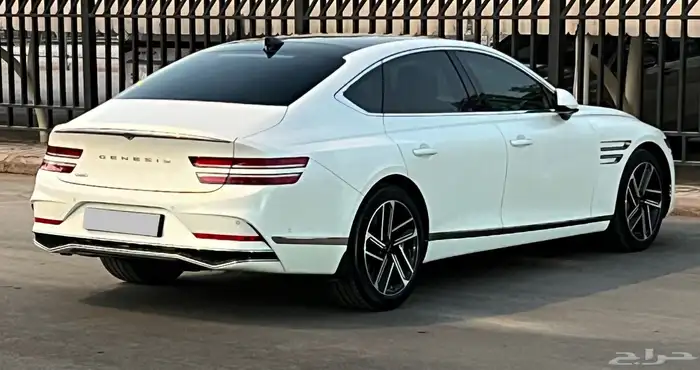 جنسس رويال 2025 G80 ( بحالة الوكالة ) 6