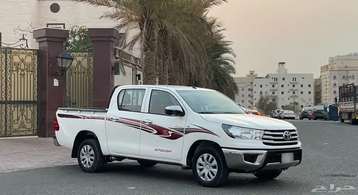 تويوتا - هايلوكس - غمارتين - سعودي - 2016 - مخزن 0