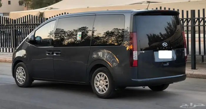 هيونداي ستاريا موديل 2022 3