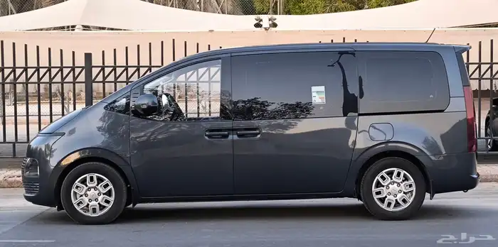 هيونداي ستاريا موديل 2022 2