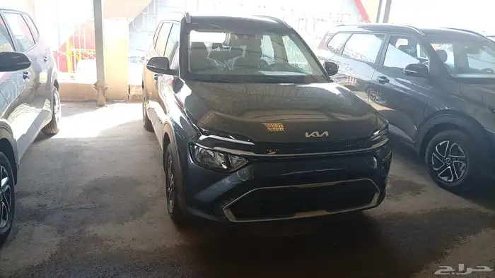 كيا كارينز LX موديل 2025 0