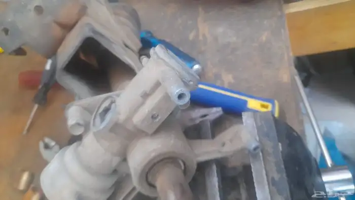 نسخ وبرمجة المفاتيح البصمة والعادي فتح شقق وخزنات تصليح ريمو 7