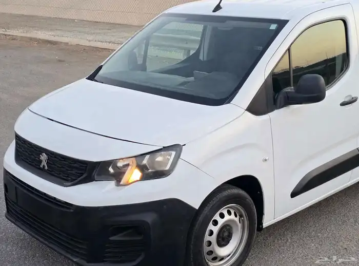 فان بضاعة ديزل - 2023 - بيجو بارتنر بدي وكالة 18