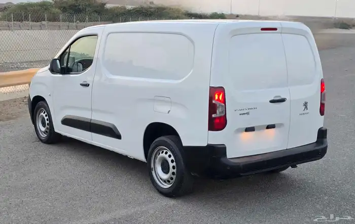 فان بضاعة ديزل - 2023 - بيجو بارتنر بدي وكالة 5