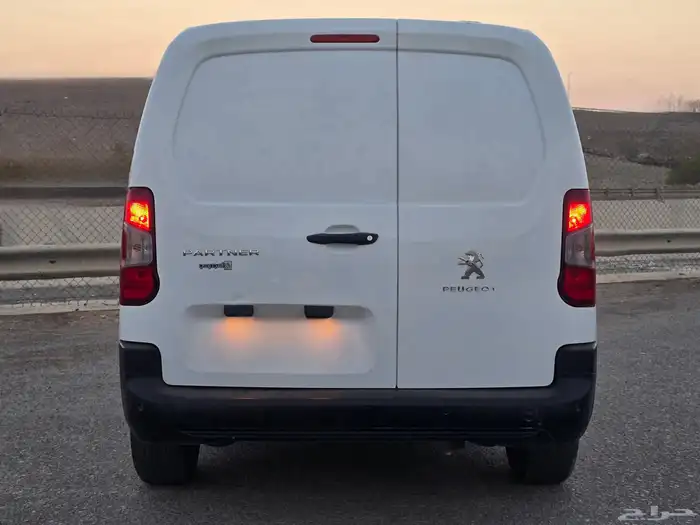 فان بضاعة ديزل - 2023 - بيجو بارتنر بدي وكالة 3