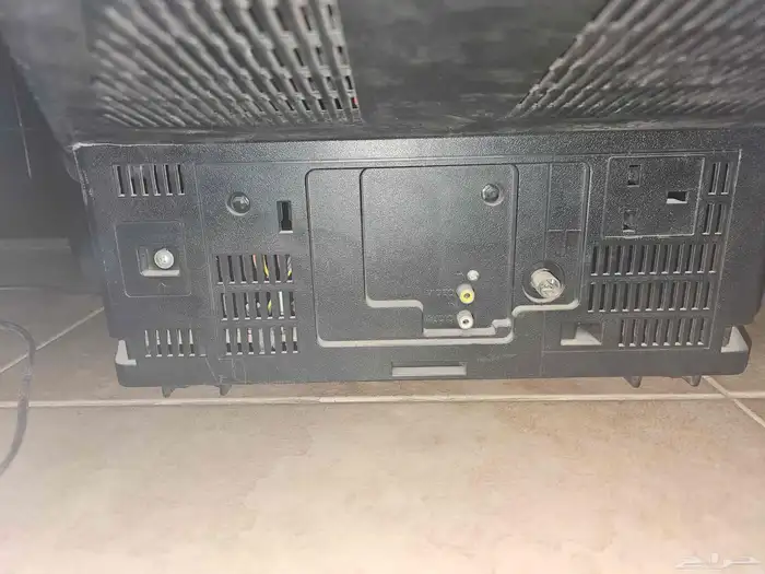 تلفزيونات قديمة للبيع 2