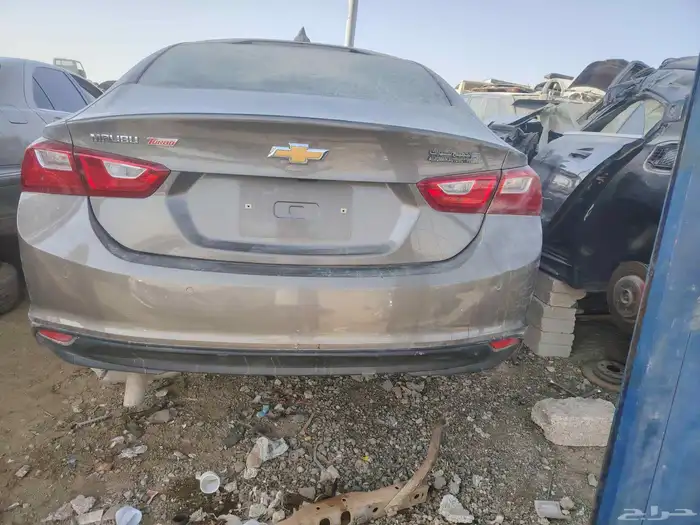 متوفر عندنا انواع قطع الغيار وانواع الموديلات 2