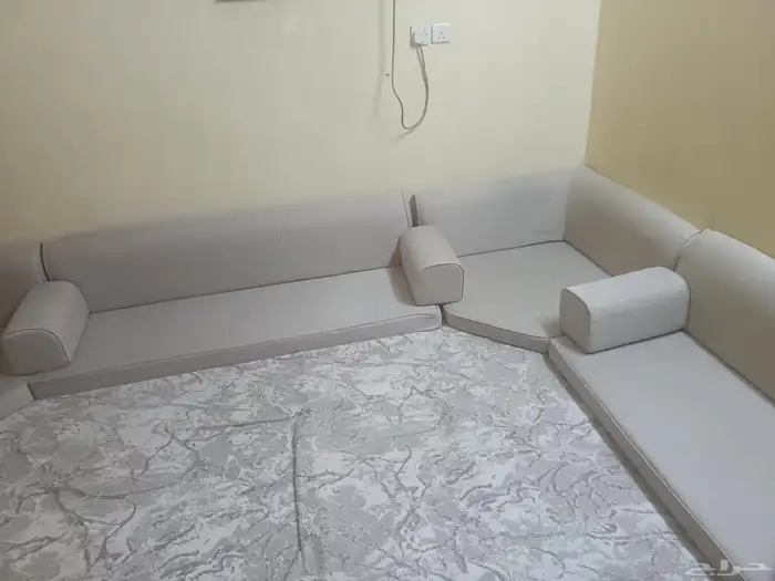 سلام عليكم مجلس عربي ب 200 0