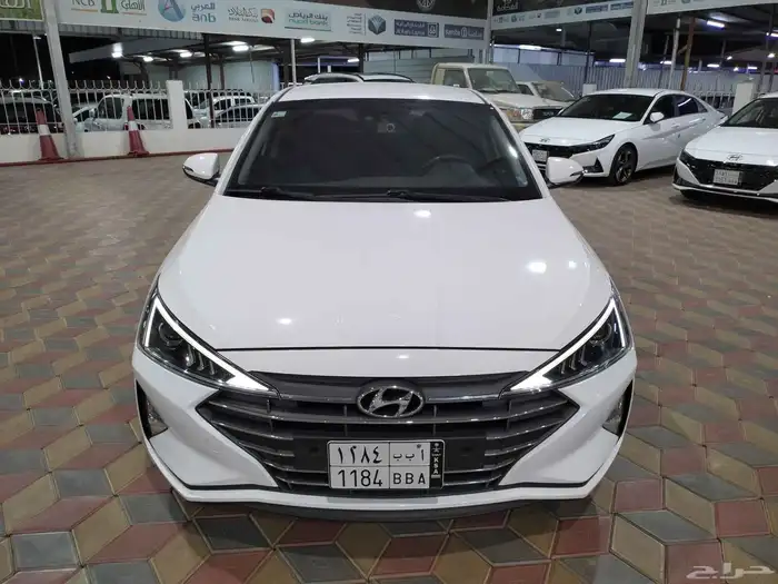 النترا بنزين 2020 بصمه شاشه وارد كوريا بحالة الوكالة 2