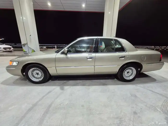 فورد ماركيز 2000 0