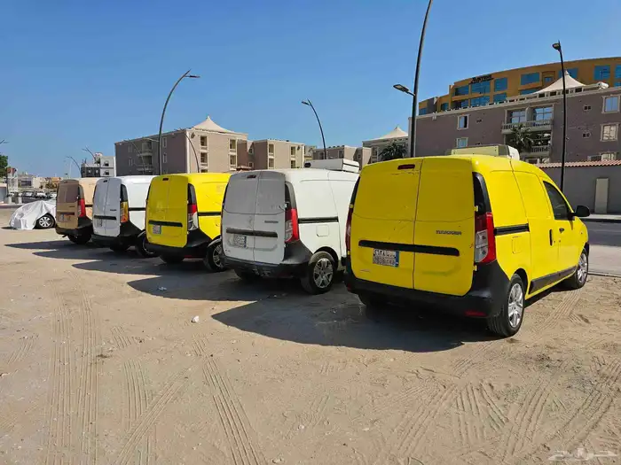 للبيع عدد من سيارات الرينو دوكر جاف ومبراد 1