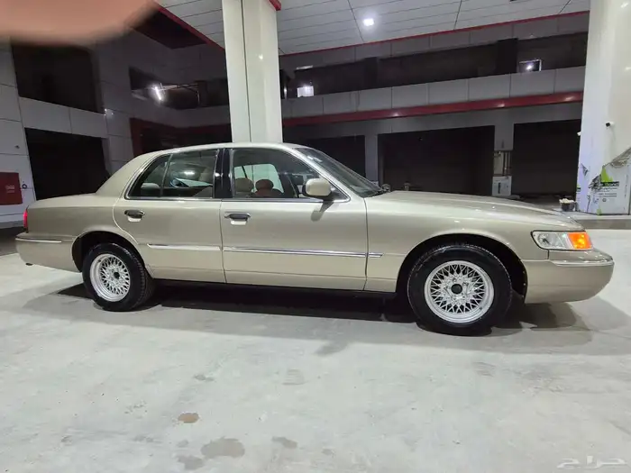 فورد ماركيز 2000 1