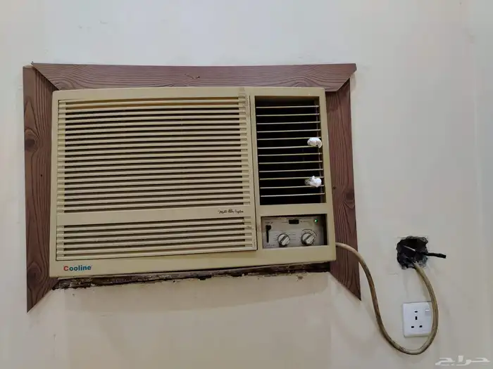 السلام عليكم يوجد مكيفات مستعمله للبيع نصيف وغرفت 0