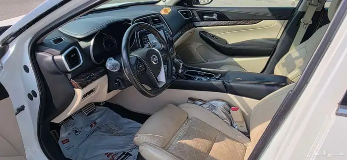 للبيع Maxima 2017 SR 11