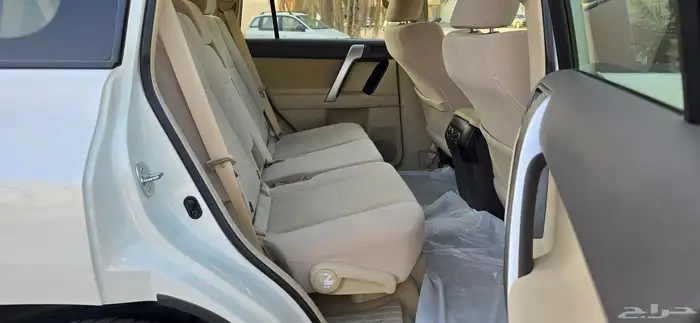 برادو 2023 نص فل V6 TXL 15