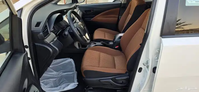 اينوفا 2022 إستاندر 10