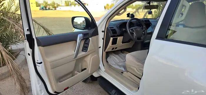 برادو 2023 نص فل V6 TXL 7