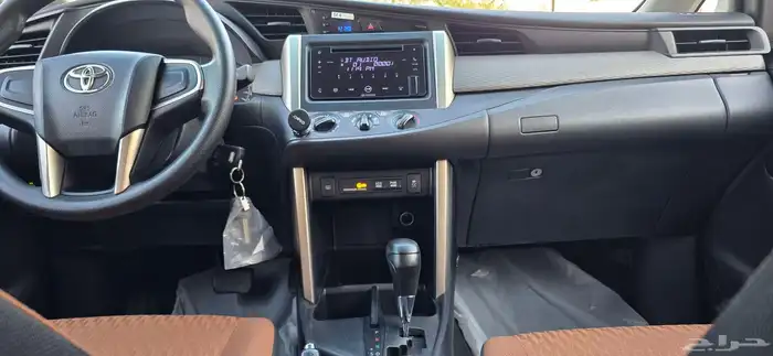 اينوفا 2022 إستاندر 22