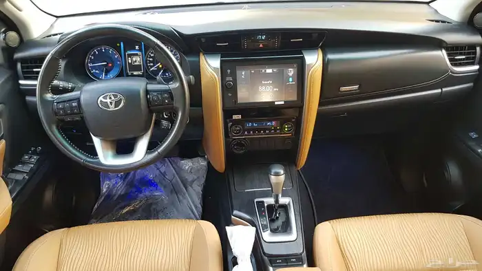 تويوتا فورتشنر 2023 12