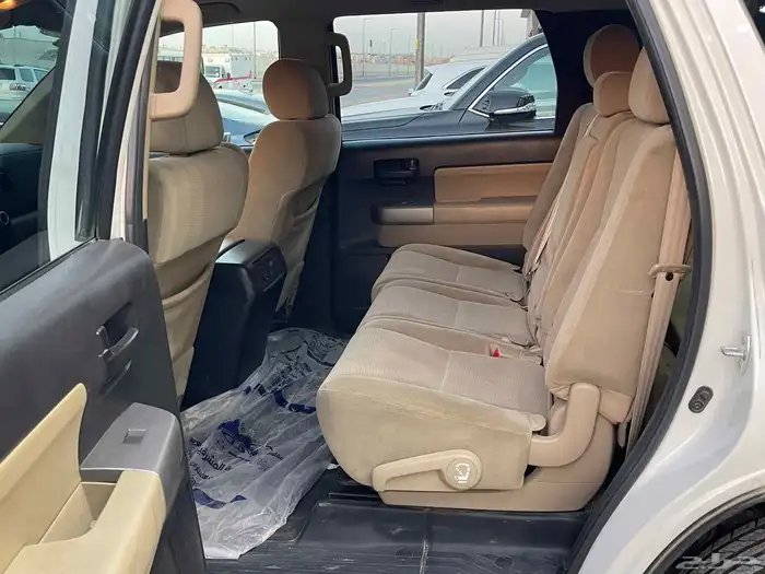 للبيع تويوتا سكويا 2016 سعودي 9