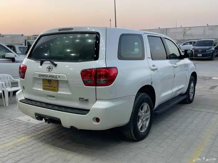 للبيع تويوتا سكويا 2016 سعودي 3