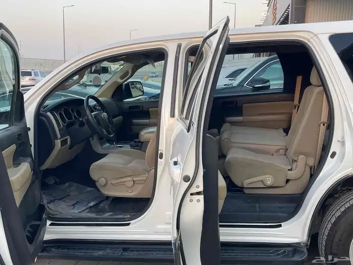 للبيع تويوتا سكويا 2016 سعودي 6