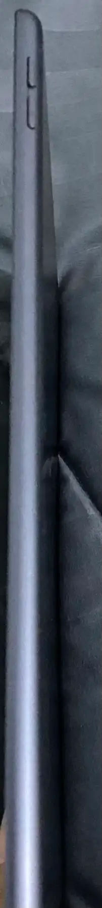 ايباد الجيل الثامن 3