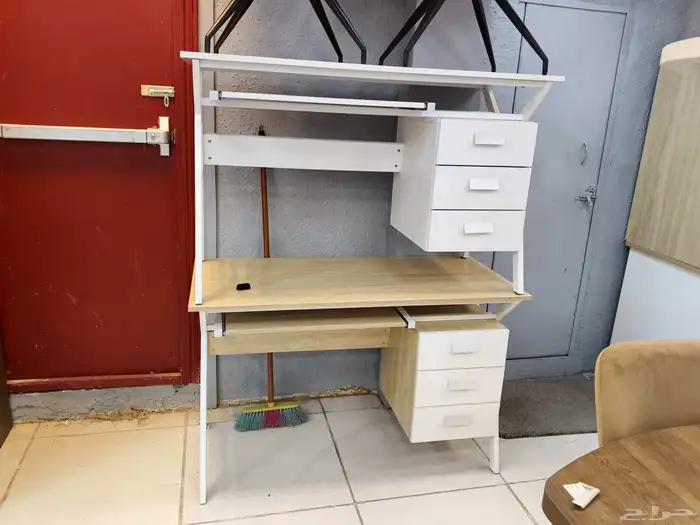 modern manager desk set and staff dess 13