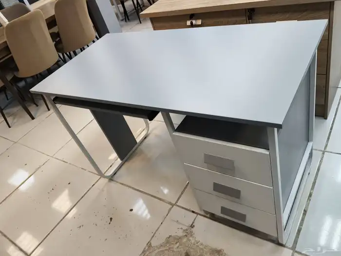 modern manager desk set and staff dess 9