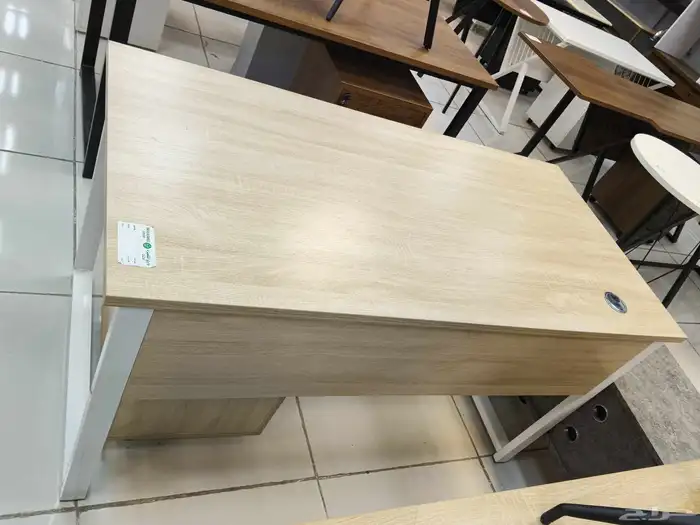 modern manager desk set and staff dess 16