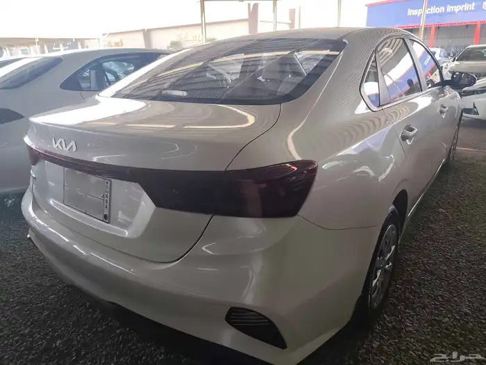 كيا سيراتو 2022 2