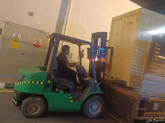رافعة شوكية سكين فوركلفت للايجار في جده 3