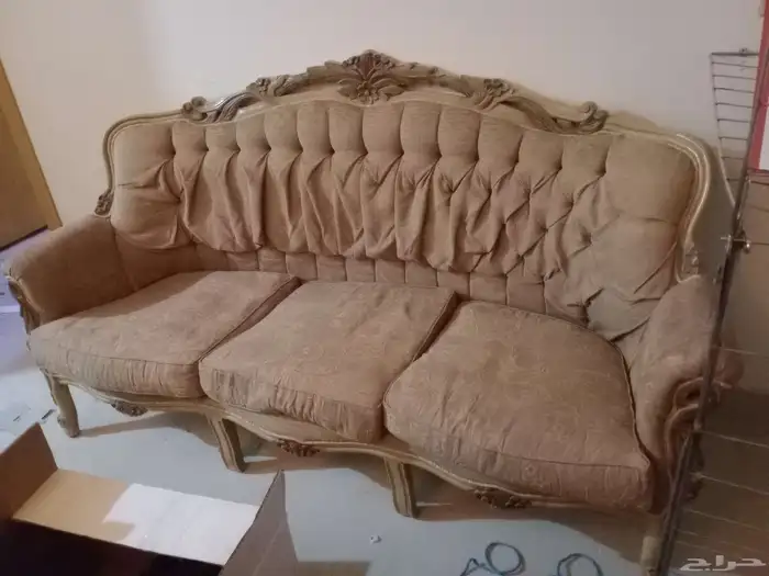 صالون مستعمل خمس كرسي مع كنبة ثلاث افراد ب70 ريال فقط 0