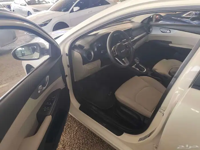كيا سيراتو 2022 7
