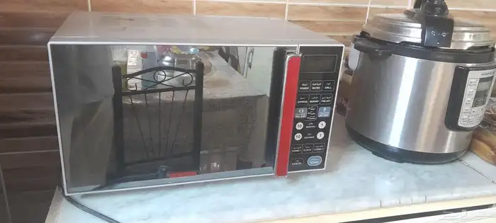 مايكرويف الة قهوه تسريحه فرشه طاولات مكيف قلايه هوائيه 11