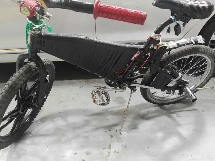 سيكل كوبرا مقاس 20الون اسود جنط نجمه جديد والي ورا جديد كل 0