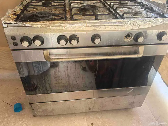 فرن غاز مقاس 90x60 شغال بحاله جيده يحتاج الى تنظيف وصيانه 0