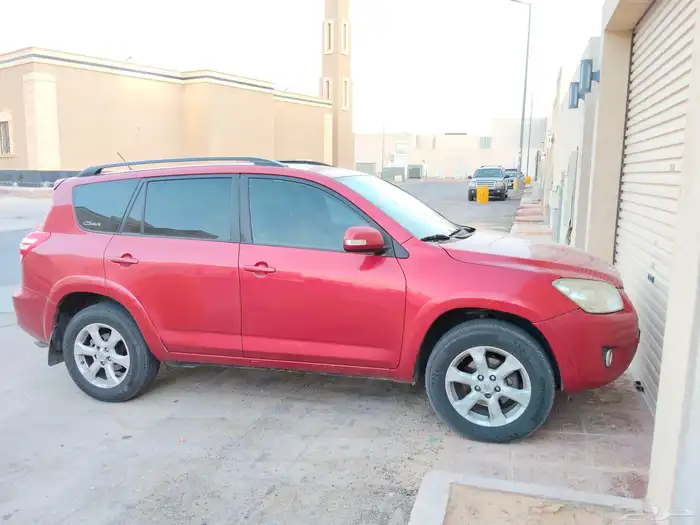 تويوتا راف فور موديل 2012 1