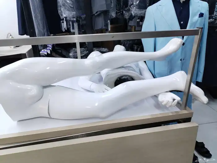 مانيكانات ب 300 للحبه 1