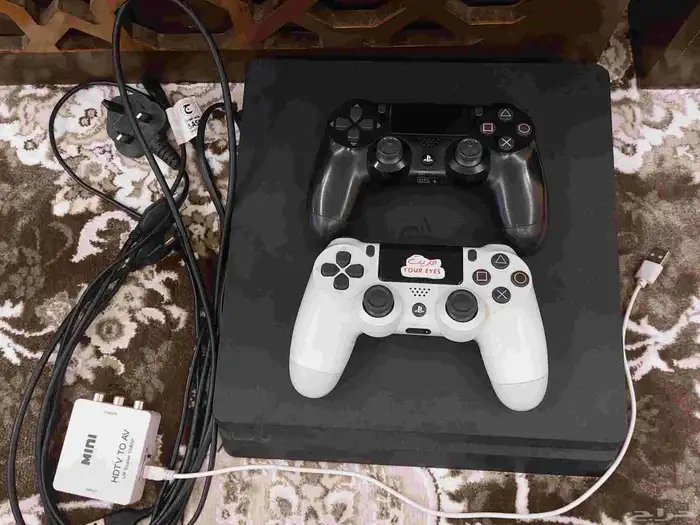 سوني فور مع شريط قراند مع يدين واحد فيله خراب يصلح 15 0