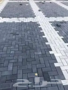 متخصصون في أعمال البردورات والإنترلوك والبلاط 6