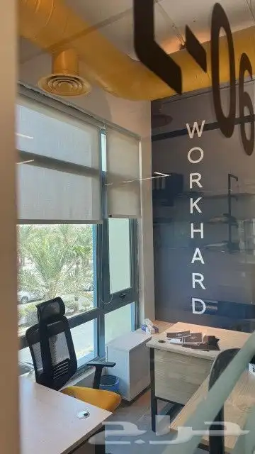 مكاتب جاهزه للايجار سنوي و شهري 15