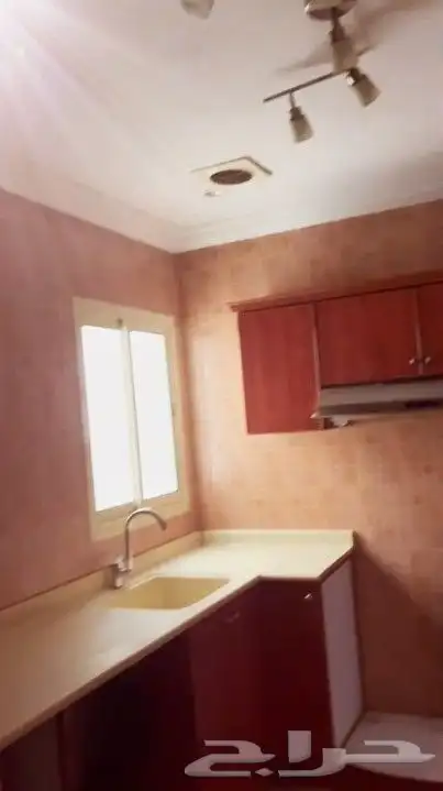 للإيجار شقة مميزة بسعر منافس 2