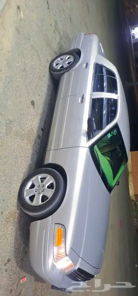 فورد فكتوريا 2010 1