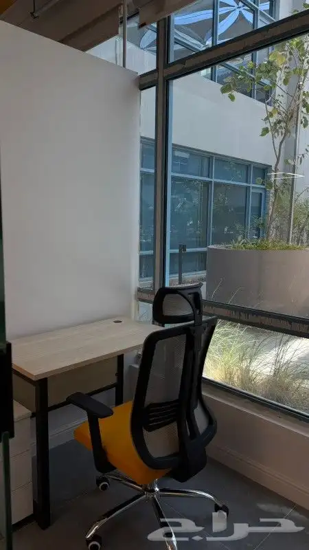مكاتب جاهزه للايجار سنوي و شهري 11