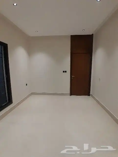 للبيع شقه دور ثاني مع ملحق مصعد راكب جاهز تشطيب راقي 590الف 7